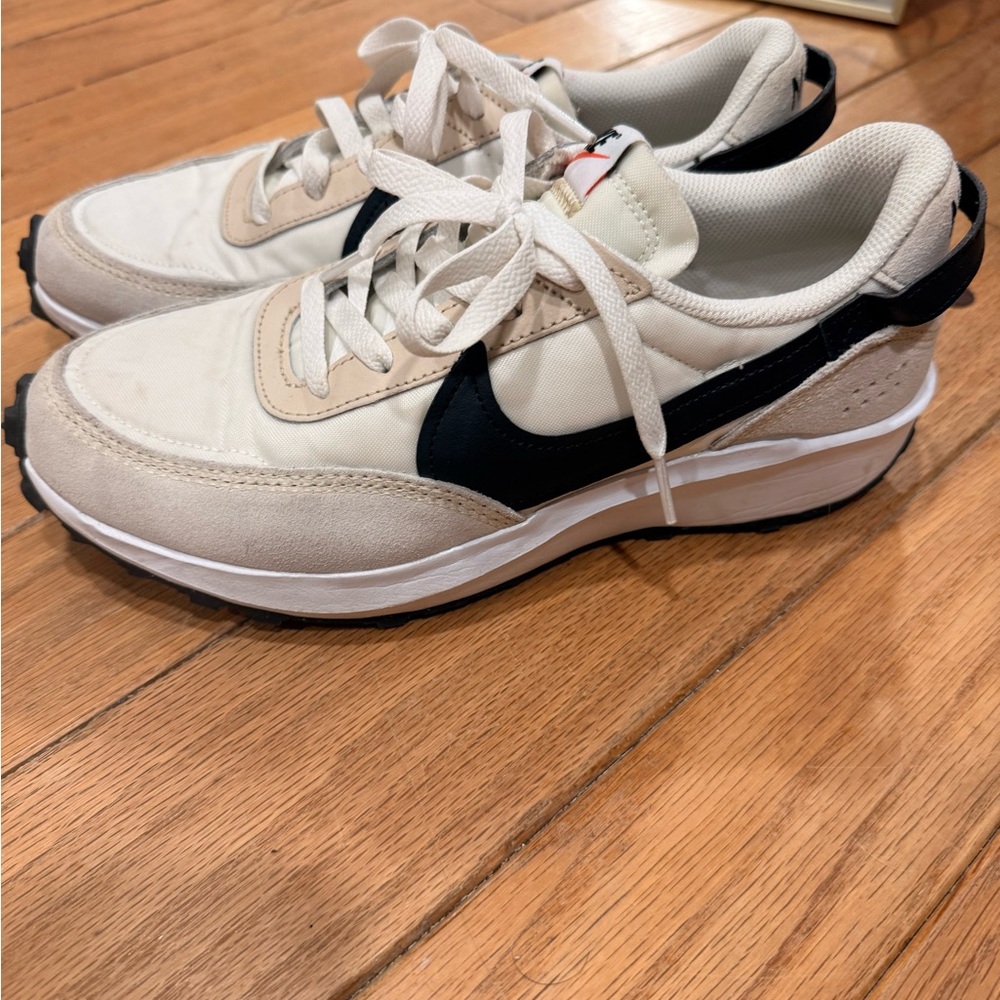 Nike Women's Cream and Black Sneakers